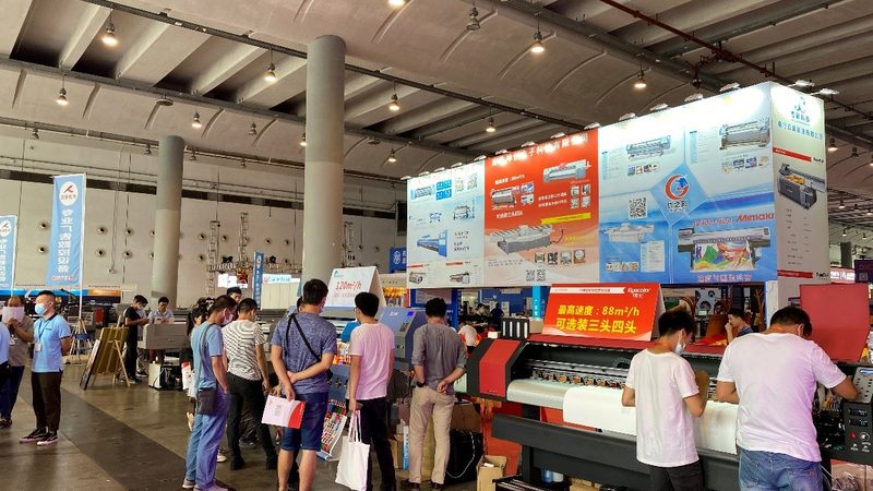 党建展厅设计：打造红色文化的传播窗口**